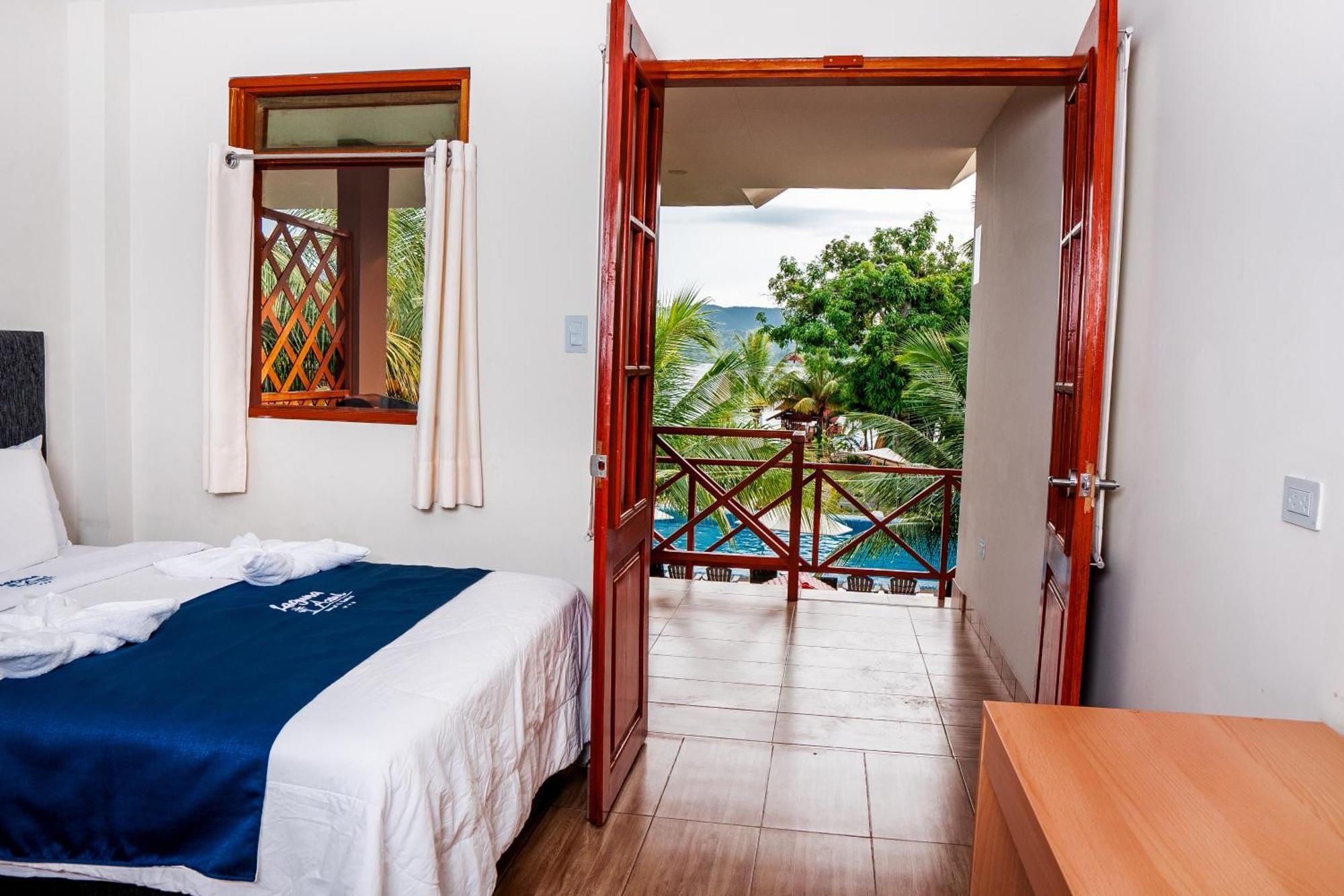 Laguna Azul Hotel & Suites Sauce Exterior foto