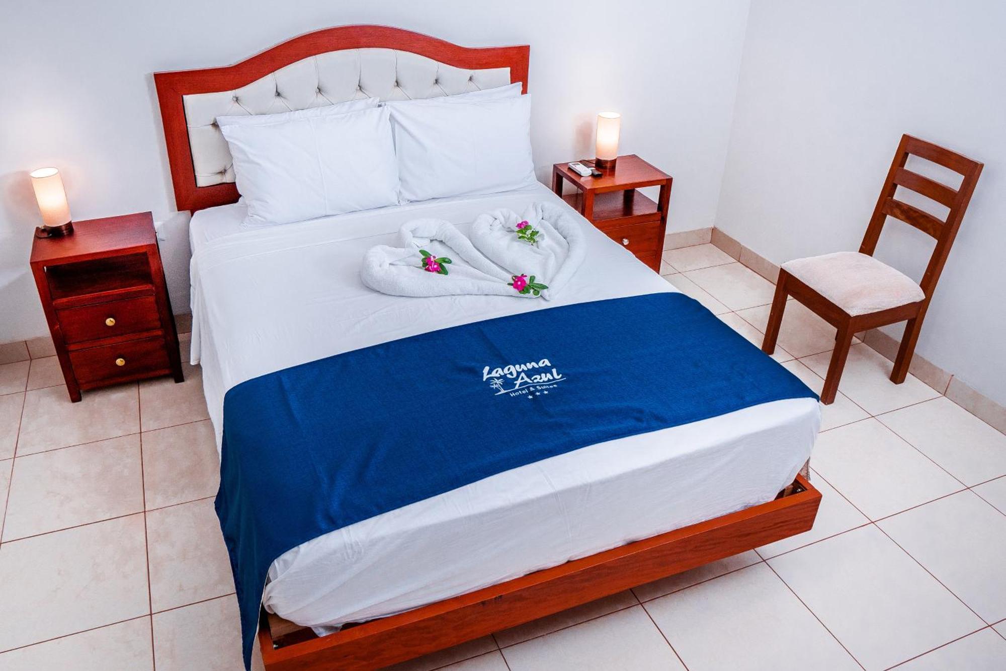 Laguna Azul Hotel & Suites Sauce Exterior foto