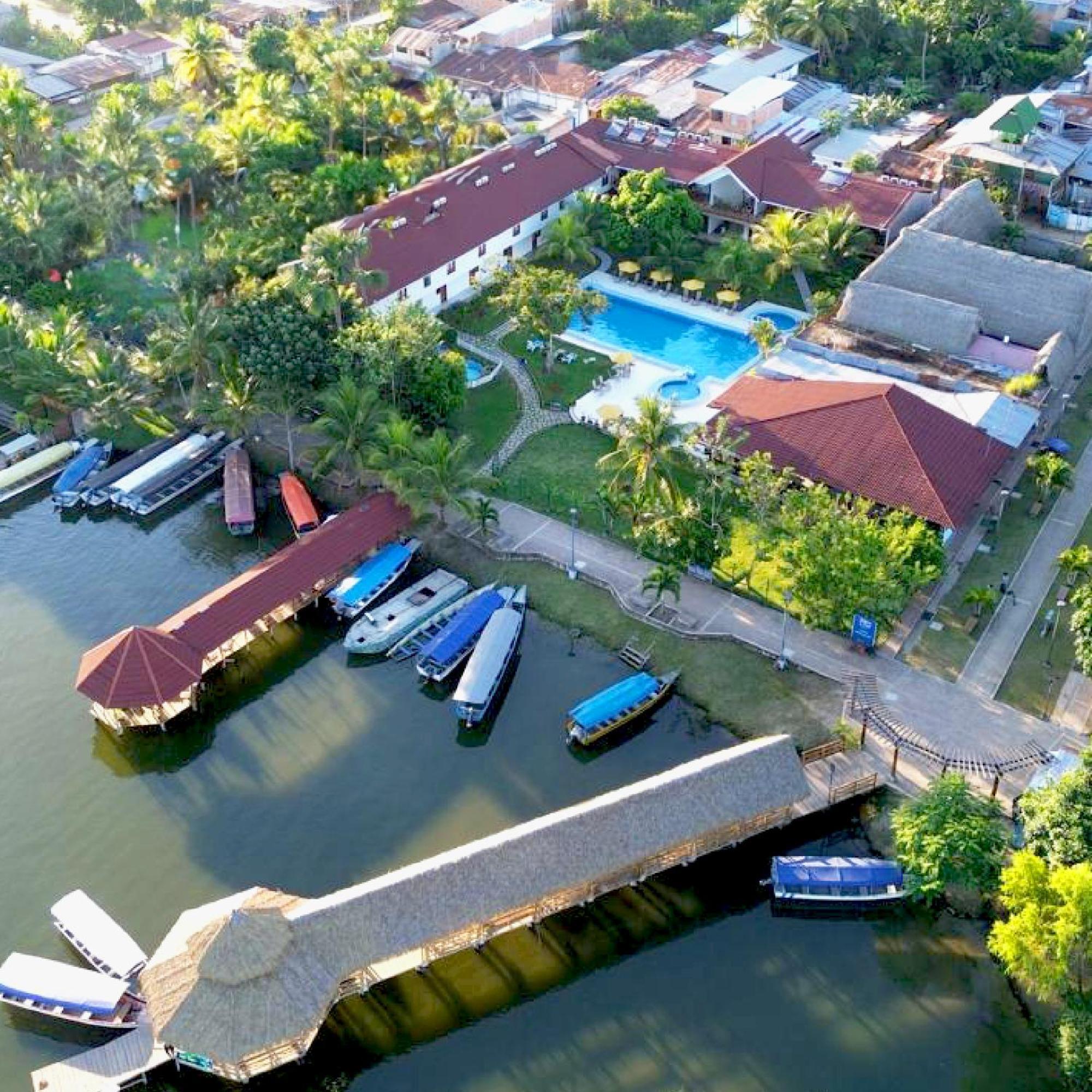 Laguna Azul Hotel & Suites Sauce Exterior foto